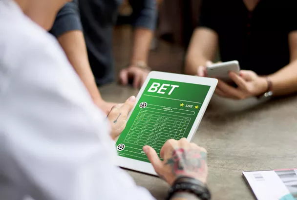 Минфин: россияне ежегодно тратят у букмекеров около 2 триллионов рублей