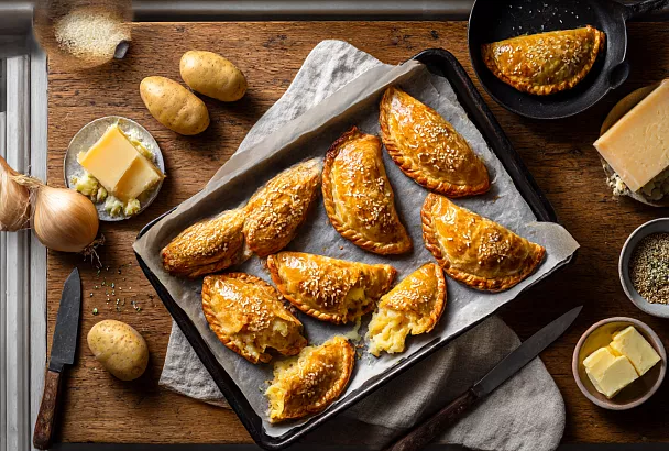 Нежные пирожки с картошкой на сырном тесте с хрустящей корочкой
