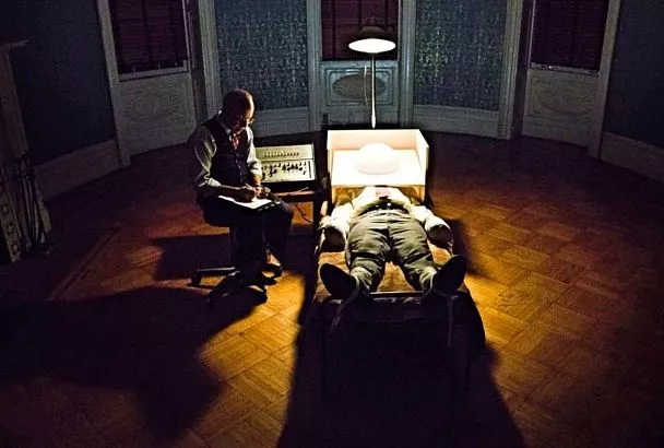 «Мы не просто ломали психику – мы стирали личность»: мрачная история о том, как ЦРУ превращало американцев в подопытных кроликов