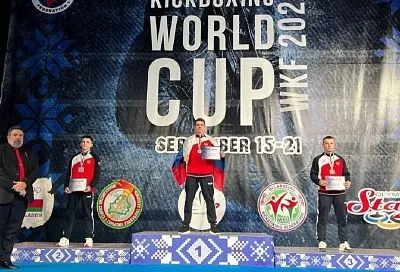 Краснодарцы завоевали медали на Кубках мира по прыжкам на батуте, кикбоксингу и самбо