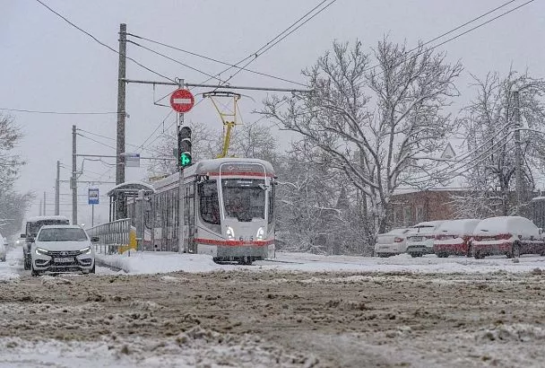 Около 500 предостережений объявила прокуратура из-за плохой расчистки дорог от снега ан Кубани