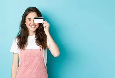 Пушкинская карта станет накопительной: кому из россиян предложили сохранить на ней все деньги