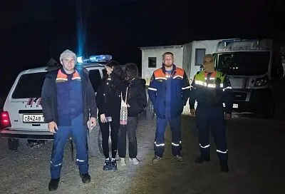Две девушки заблудились в горах в Новороссийске