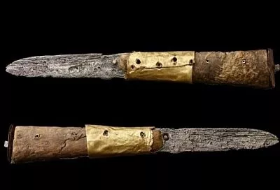 Археологи обнаружили роскошные ножи эпохи Лжедмитрия II в Троице-Сергиевой лавре