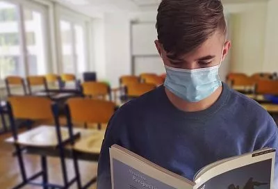 В Адыгее число переведенных на дистанционное обучение школьников выросло почти до 1,2 тысячи