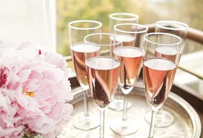 Кубанское шампанское назвали лучшим в России