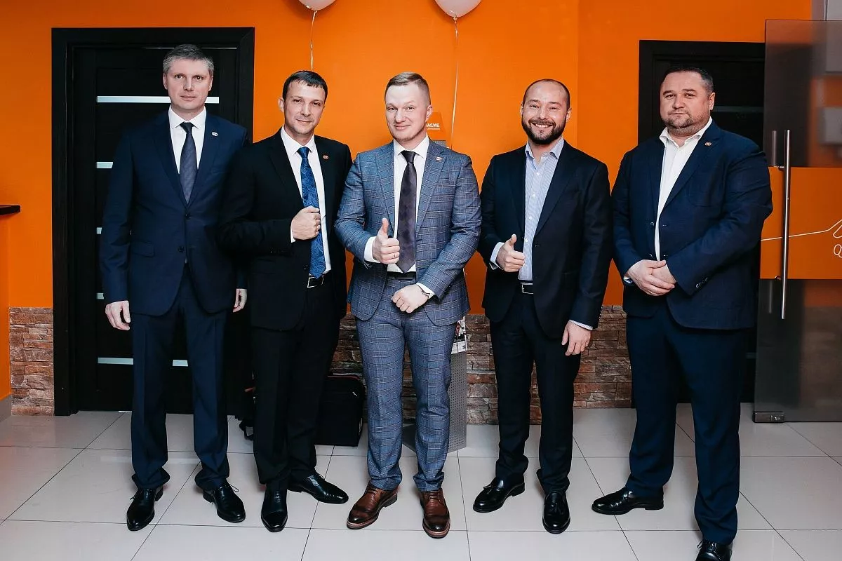 Новое подразделение станет флагманским офисом Сочи, где жители и гости курорта смогут приобрести полисы всех видов страхования компаний «Согласие» и «Согласие-Вита».