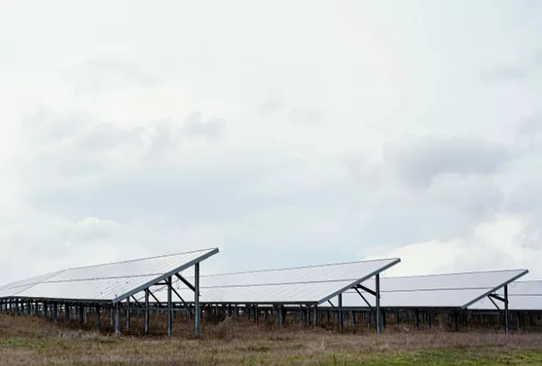 Россиянам разрешат ставить солнечные батареи в многоквартирных домах
