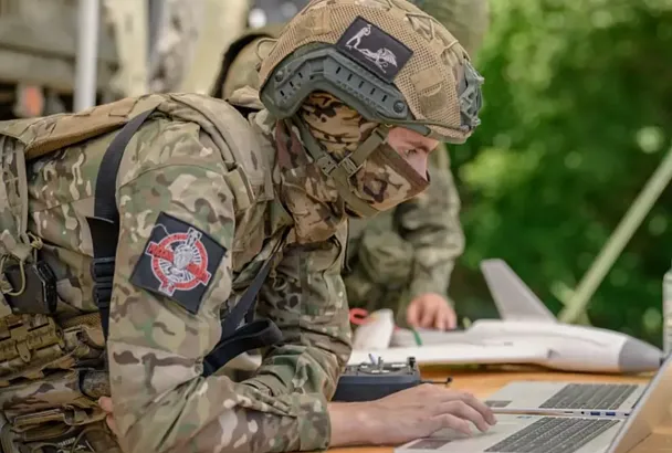 Российские войска поразили склад с беспилотниками под Киевом и сухогруз