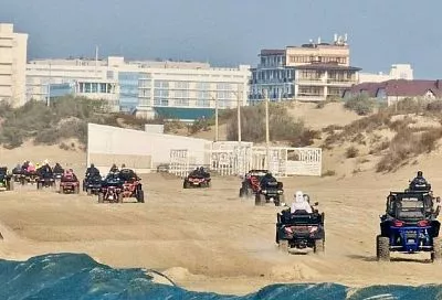 Полиция нашла участников массового заезда на квадроциклах по пляжам Анапы