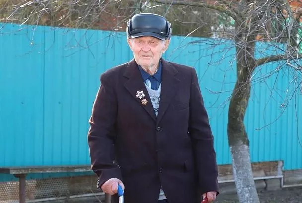 Губернатор Вениамин Кондратьев поздравил с вековым юбилеем ветерана Великой Отечественной войны из Брюховецкого района