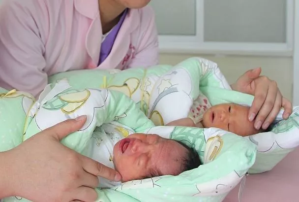 Грач, Тор или Михаил? Выбираем имя для ребенка, чтобы не испортить ему жизнь