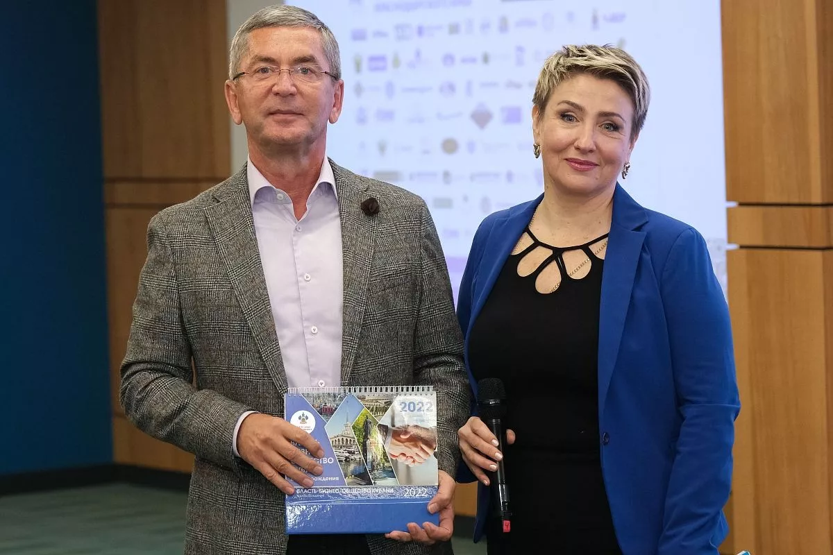 Участники презентации отметили, что данный календарь помогает в работе и в поддержании деловых контактов. Участники презентации отметили, что данный календарь помогает в работе и в поддержании деловых контактов.