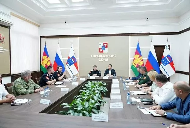 Развитие и укрепление казачества в Сочи обсудили Александр Власов и Андрей Прошунин