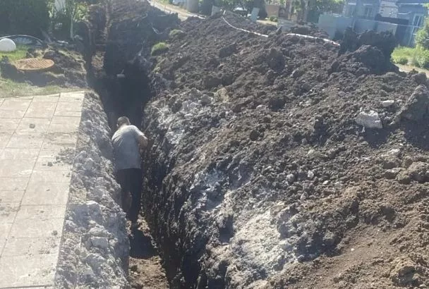 В Приморско‑Ахтарске продолжают обновлять водопроводные сети по нацпроекту