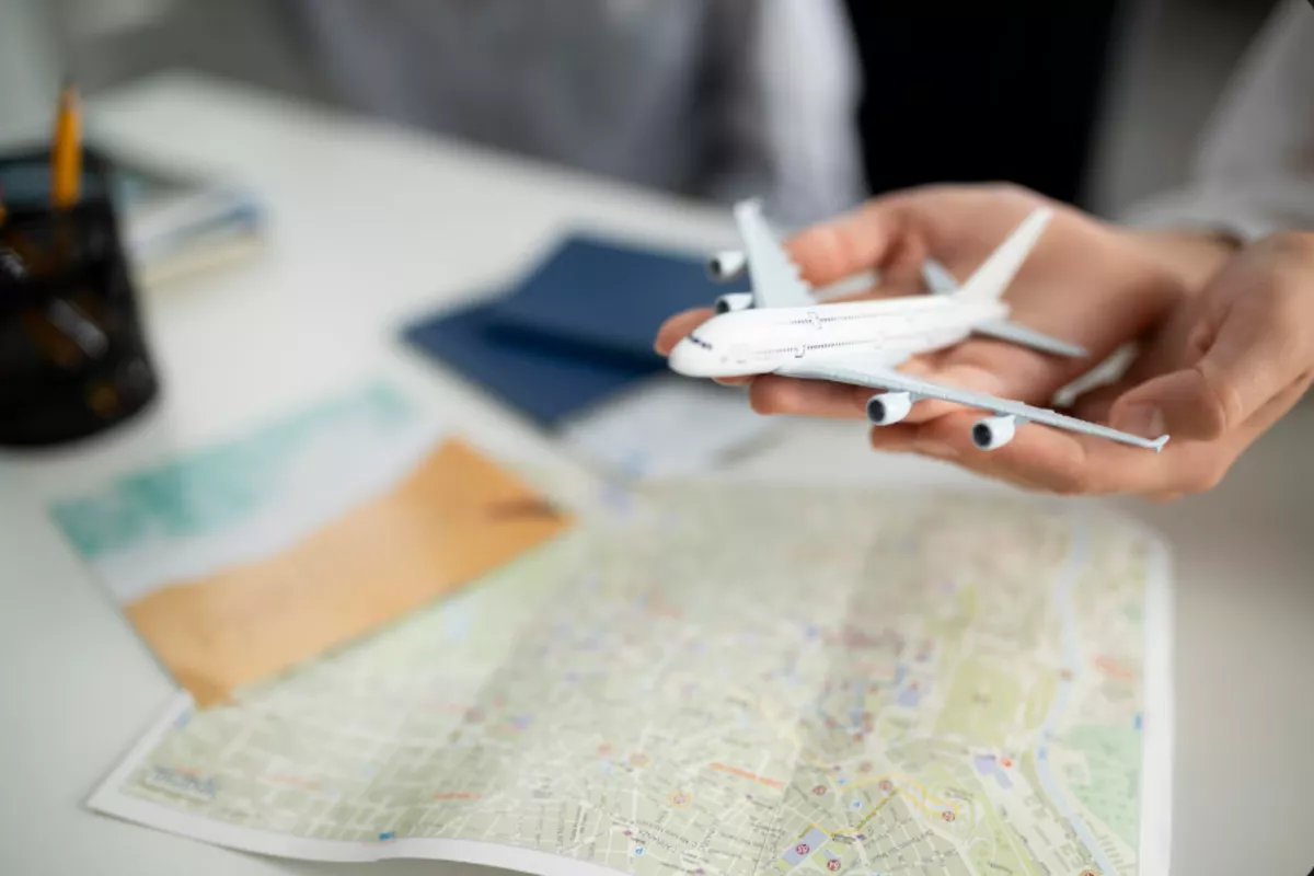 Потери туроператоров: на сколько процентов упали продажи туров в марте