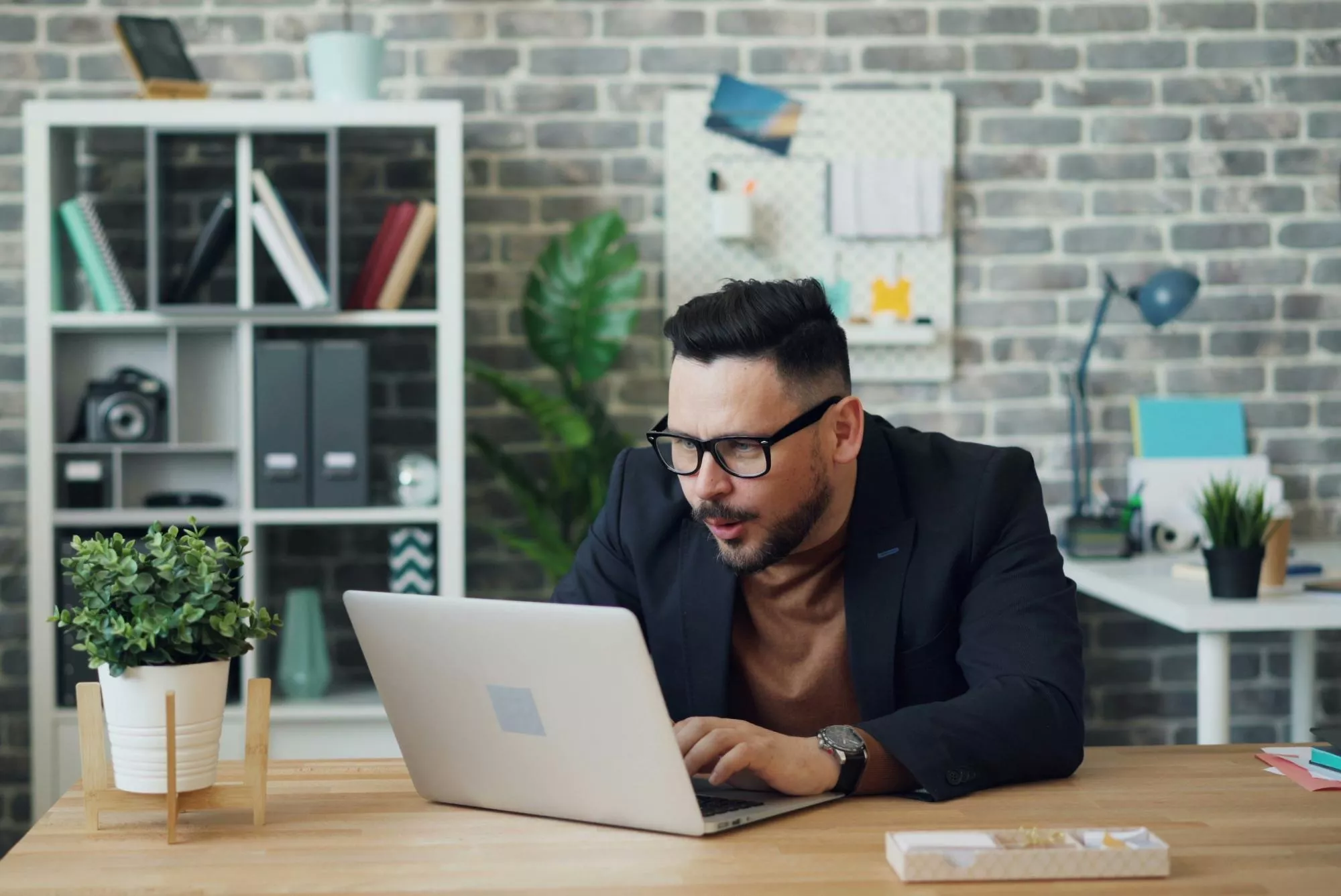 Аналитик предрек крах НАТО, в России хотят ограничить работу некоторых ИИ-сервисов, при атаке БПЛА в Адыгее пострадали 11 человек: главное к утру 21 января