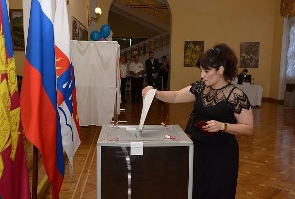 Наталья Юрченко: «С предыдущих региональных выборов активность избирателей в первый день голосования ощутимо выросла» 