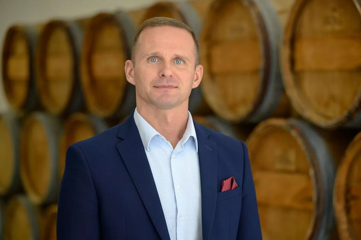 Генеральный директор винного дома Леонид Фадеев
