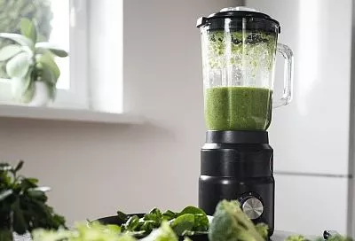 Бросил укроп в блендер, и через 5 минут ароматный укропный соус спасает любое блюдо