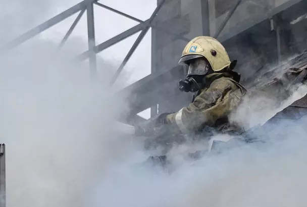 Два из трех очагов возгорания после падения обломков БПЛА потушили в пригороде Тихорецка
