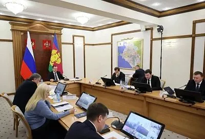 Вениамин Кондратьев потребовал от глав городов и районов Кубани строго контролировать сроки возведения социальных объектов