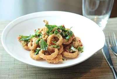 Муж любит такие кальмары в кляре за вкус, а дети - за хруст. Рассказываю, как их готовить.