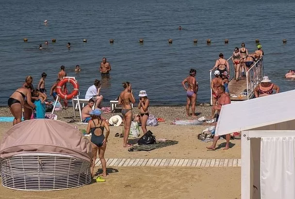 На каких курортах Краснодарского края самая теплая вода в море