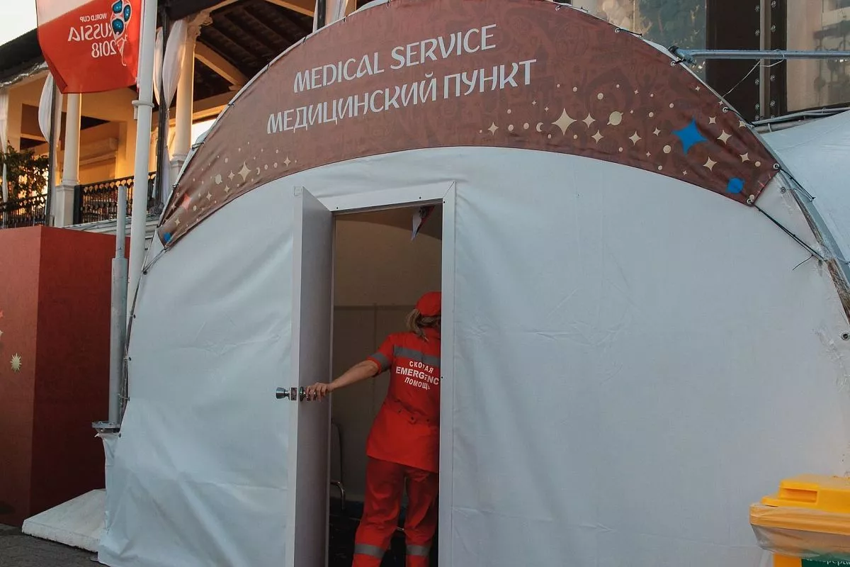 В медпунктах и на территории фан-зоны работали 156 медиков, в том числе 95 краевых специалистов. В медпунктах и на территории фан-зоны работали 156 медиков, в том числе 95 краевых специалистов.