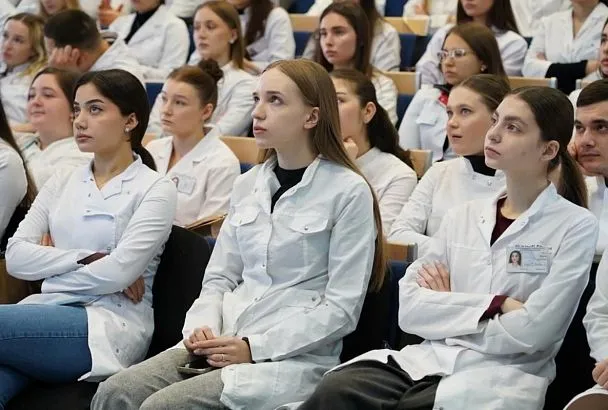 Более 2,6 тысячи студентов КубГМУ учатся по целевому направлению от медицинских учреждений края