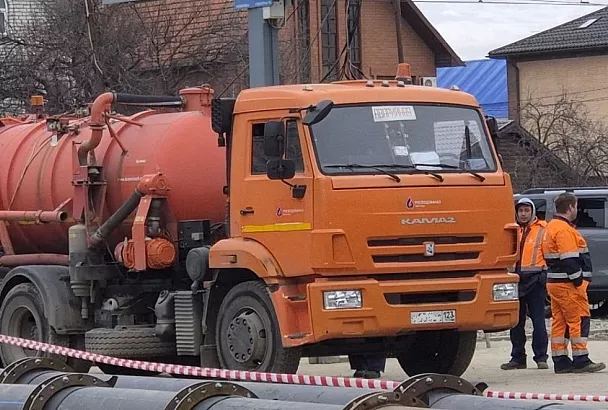 Просадка грунта произошла на улице Садовой в Краснодаре: запланированы работы по ее устранению