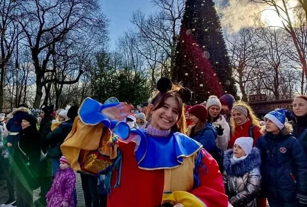 В парках Краснодара откроют новогодние елки