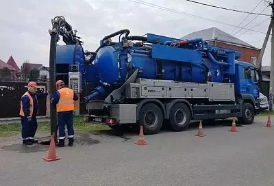 Более 2300 засоров на сетях водоотведения устранил Росводоканал Краснодар