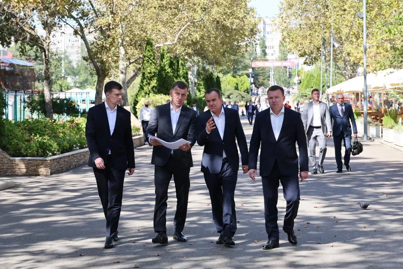 Губернатор Вениамин Кондратьев проинспектировал организацию нестационарной торговли в краснодарском парке «Солнечный остров»