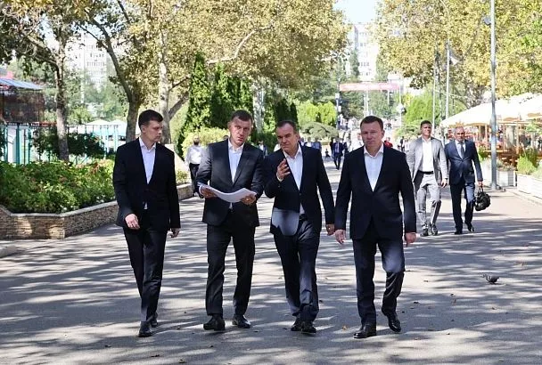 Губернатор Вениамин Кондратьев проинспектировал организацию нестационарной торговли в краснодарском парке «Солнечный остров»