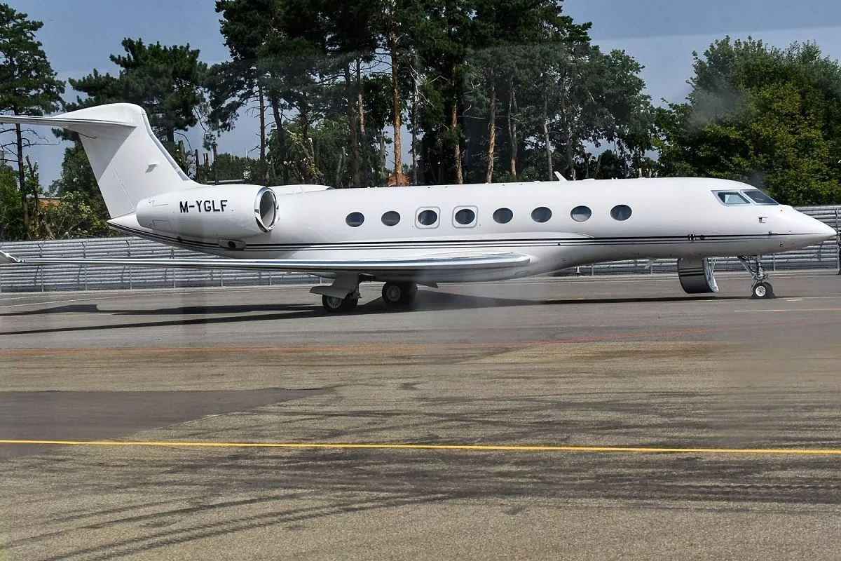 Лучшие снимки представители авиакомпаний выберут на конкурсе.