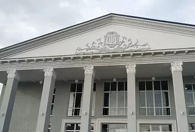В станице Новопокровской после капремонта открылся районный ДК