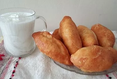 Главное – пропорции: как приготовить лучшее тесто для жареных пирожков