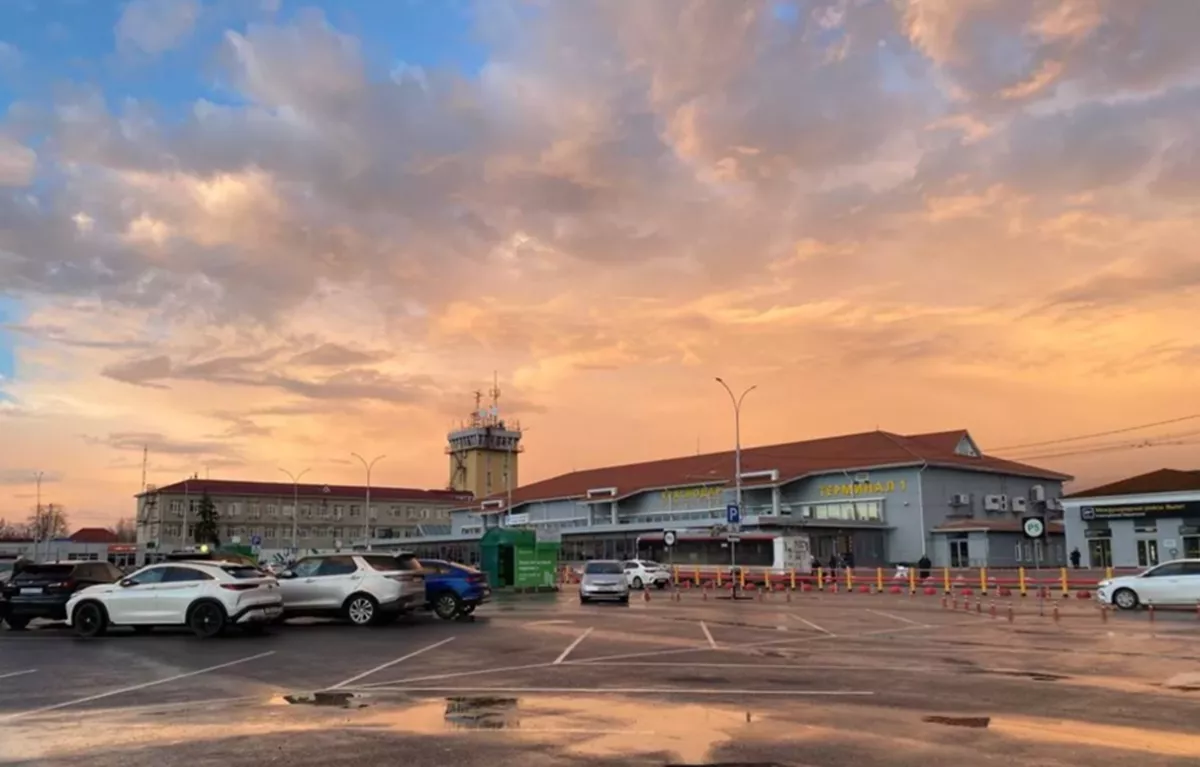 Аэропорт Краснодара вновь принимает и отправляет рейсы