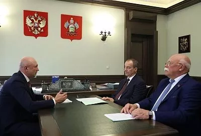 Руководитель ЗСК Юрий Бурлачко обсудил с ректором КубГМУ Сергеем Алексеенко вопросы подготовки медицинских кадров