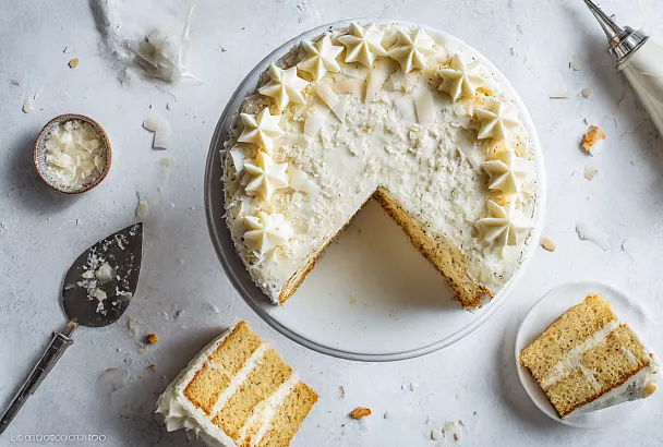 Кокосово-маковый торт «Белая орхидея» одним коржом