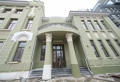 В историческом здании, которое станет Театром Защитника Отечества, завершается отделка внутренних помещений