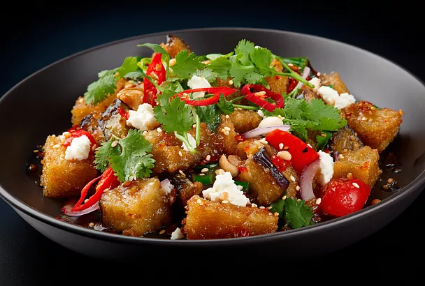 Салат с хрустящими баклажанами: ресторанный хит дома