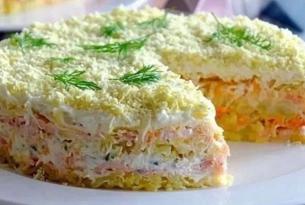 Такой салат «Мимоза» всегда готовим в пост: пошаговый рецепт и 1 лайфхак