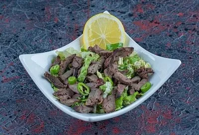 Легко и просто готовить: свиная печень запеченная в мультиварке