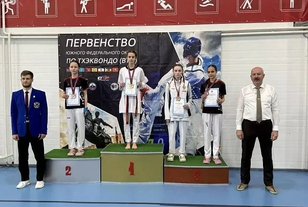 Копилка тхэквондистов Краснодарского края пополнилась новыми медалями