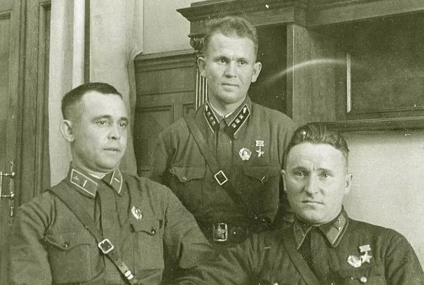 Подойди и о многом спроси: о чем говорит гранит военных мемориалов