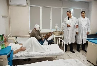 Мэр Новороссийска рассказал о состоянии пострадавших при массированной атаке БПЛА 