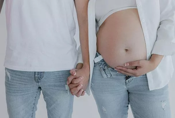 С 1 января 2026 года в России вводят дополнительные меры поддержки семей с детьми