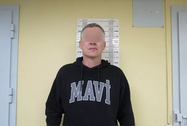 Ругался матом, конфликтовал с пассажирами. Пьяный кубанец устроил дебош на борту самолета Стамбул - Екатеринбург